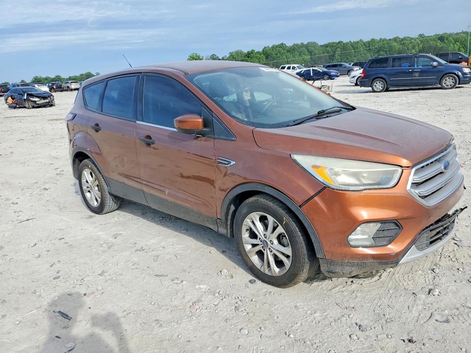 2017 Ford Escape მანქანა იყიდება აუქციონზე, vin: 1FMCU0F76HUB95494, აუქციონის ნომერი: 54426526