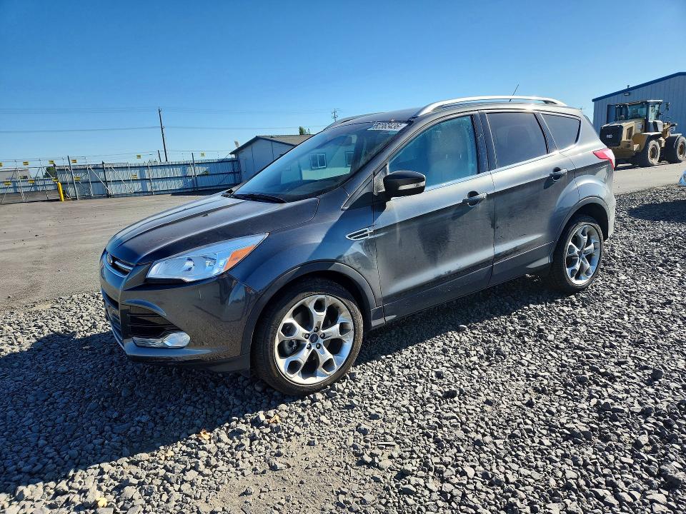 2015 Ford Escape მანქანა იყიდება აუქციონზე, vin: 1FMCU9J99FUC07423, აუქციონის ნომერი: 52363436