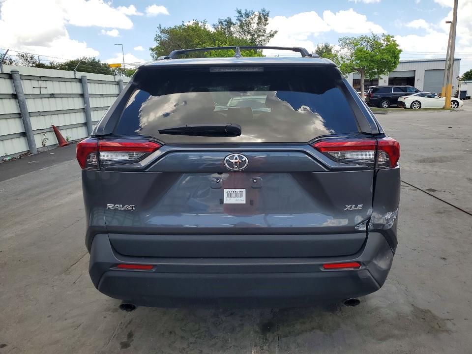 53765486 :رقم المزاد ، 2T3C1RFV4SC306135 vin ، 2025 Toyota Rav4 مزاد بيع