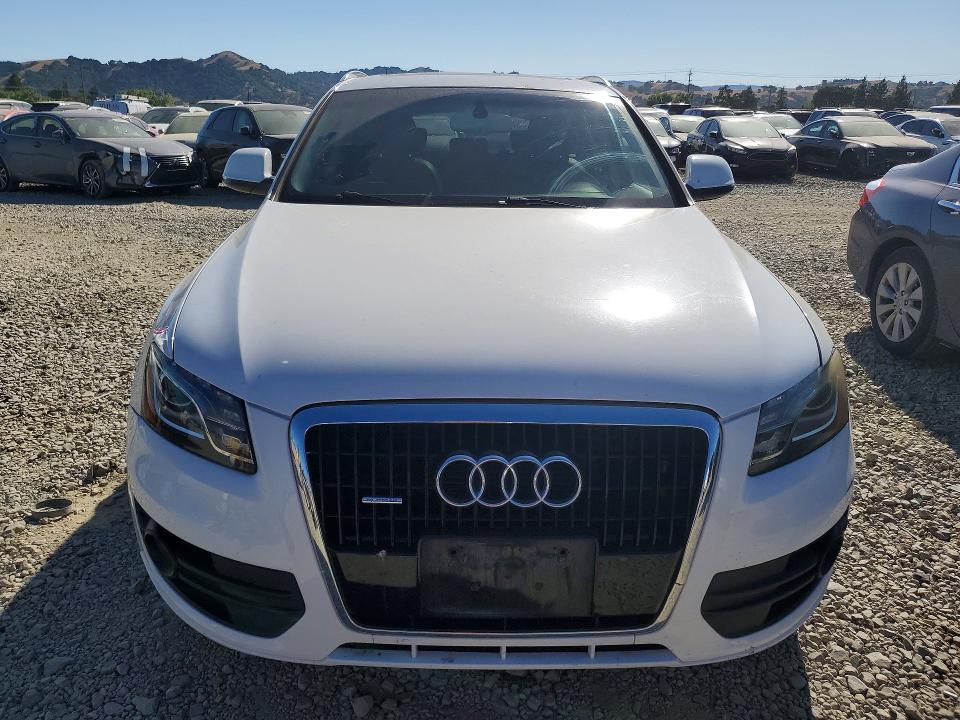 2010 Audi Q5 მანქანა იყიდება აუქციონზე, vin: WA1LKAFP8AA064844, აუქციონის ნომერი: 54844086