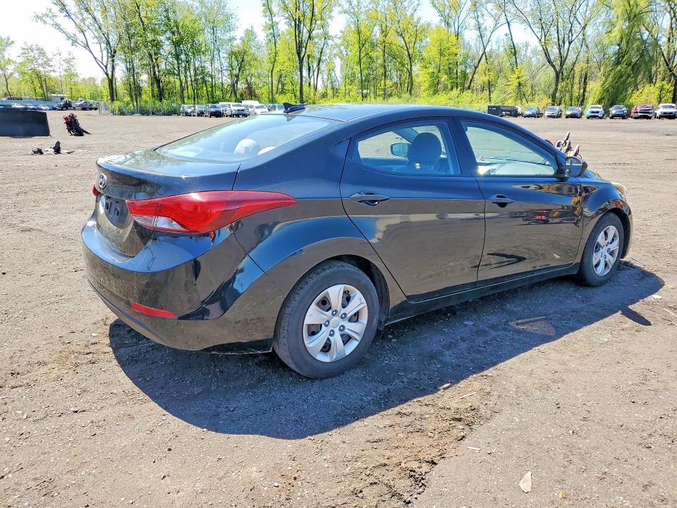 Продаж на аукціоні авто 2016 Hyundai Elantra, vin: 5NPDH4AE4GH754091, номер лоту: 52203636