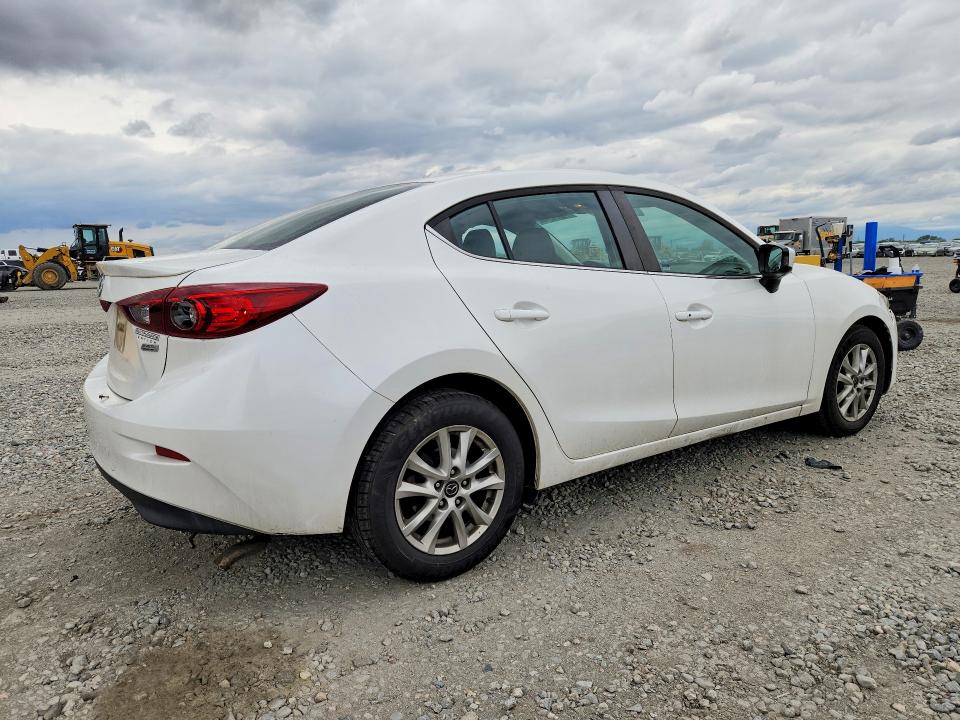 54874946 :رقم المزاد ، 3MZBM1V78FM231398 vin ، 2015 Mazda 3 مزاد بيع