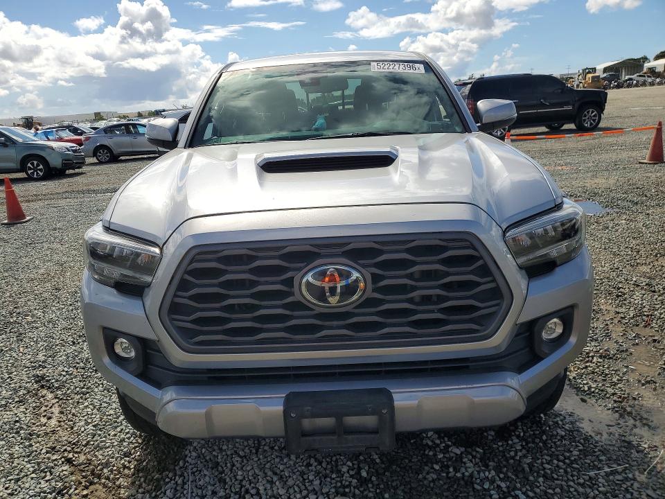 52227396 :رقم المزاد ، 5TFAZ5CN5MX114149 vin ، 2021 Toyota Tacoma مزاد بيع