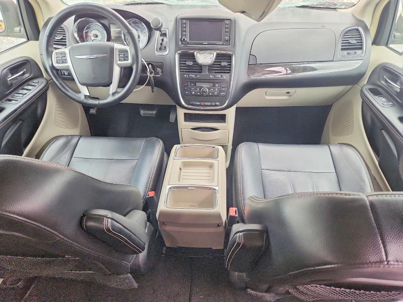 Продажа на аукционе авто 2015 Chrysler Town & Country, vin: 2C4RC1CG0FR697214, номер лота: 54205626
