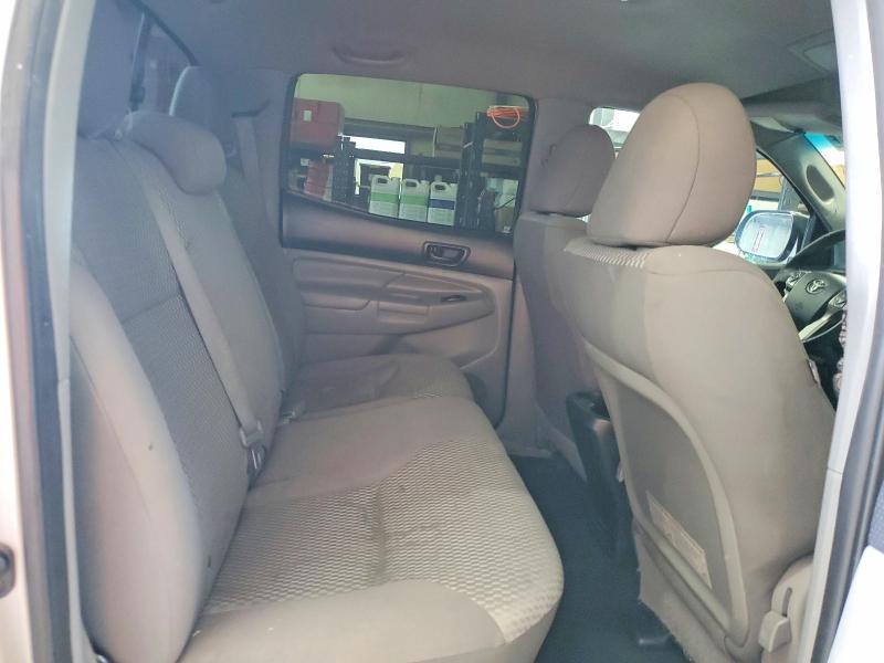 52145696 :رقم المزاد ، 5TFJU4GN5FX079134 vin ، 2015 Toyota Tacoma مزاد بيع