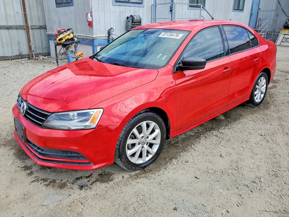 53126476 :رقم المزاد ، 3VWD17AJ7FM251700 vin ، 2015 Volkswagen Jetta مزاد بيع