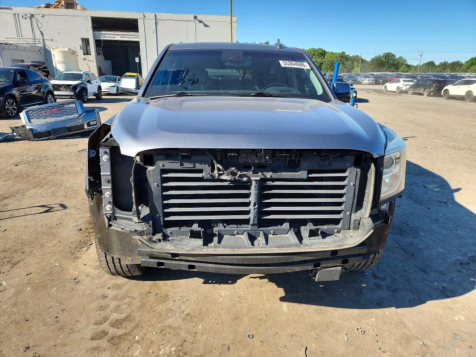 55304686 :رقم المزاد ، 1GKS2HKJXKR113271 vin ، 2019 Gmc Yukon Xl مزاد بيع