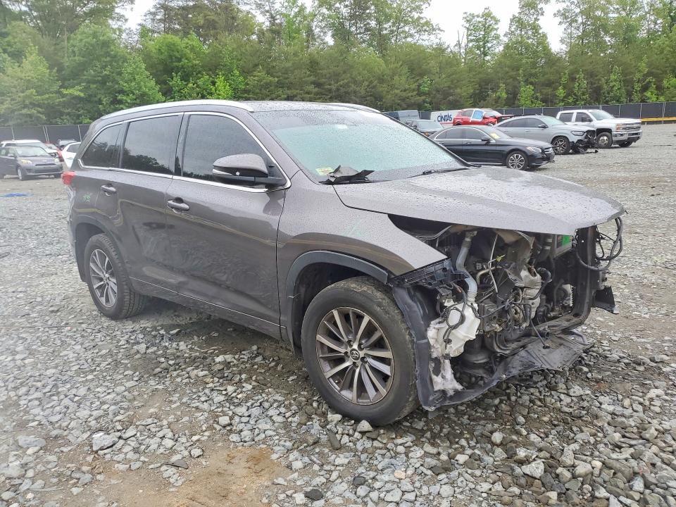 Aukcja sprzedaży 2018 Toyota Highlander, vin: 5TDJZRFH9JS540800, numer aukcji: 52569736