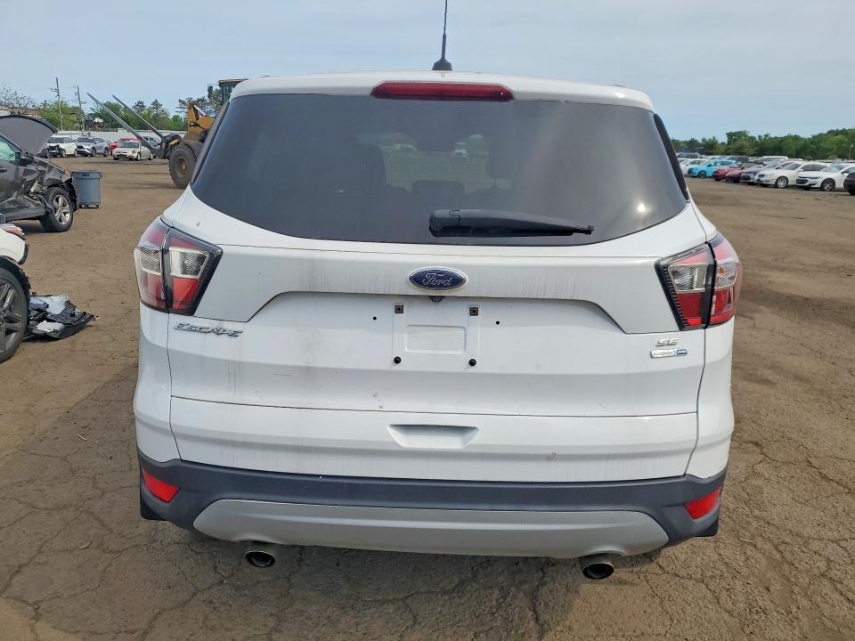 Продажа на аукционе авто 2017 Ford Escape, vin: 1FMCU9GD6HUA33034, номер лота: 54649116