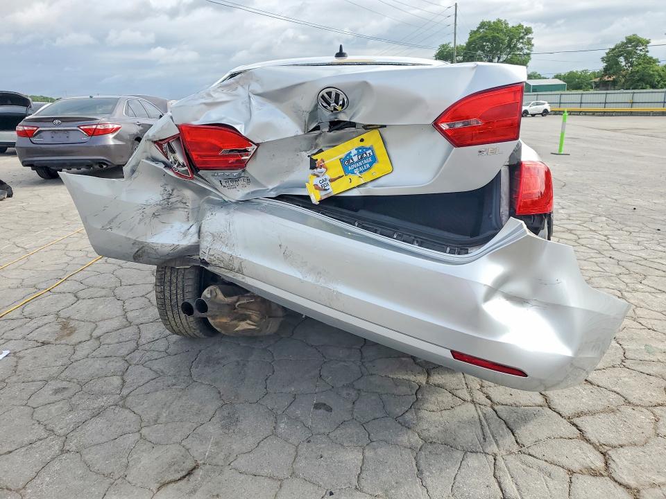 54970616 :رقم المزاد ، 3VWL17AJ3EM404132 vin ، 2014 Volkswagen Jetta مزاد بيع