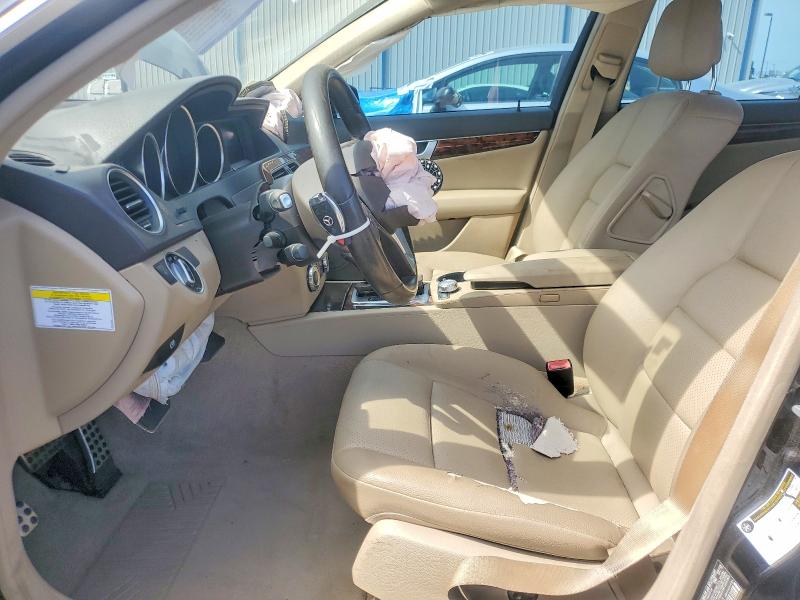 2014 Mercedes-benz C მანქანა იყიდება აუქციონზე, vin: WDDGF8AB9ER309065, აუქციონის ნომერი: 52675886