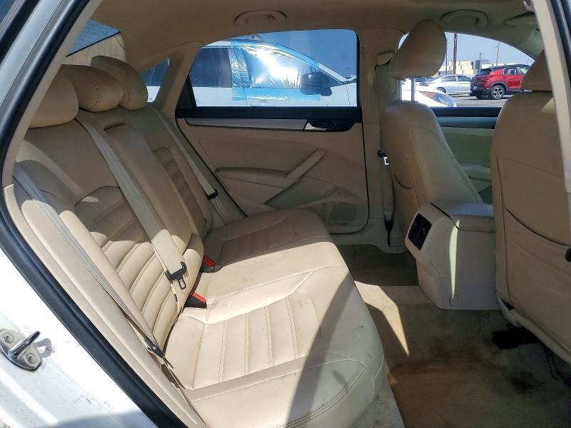 54164916 :رقم المزاد ، 1VWBN7A35EC078708 vin ، 2014 Volkswagen Passat مزاد بيع