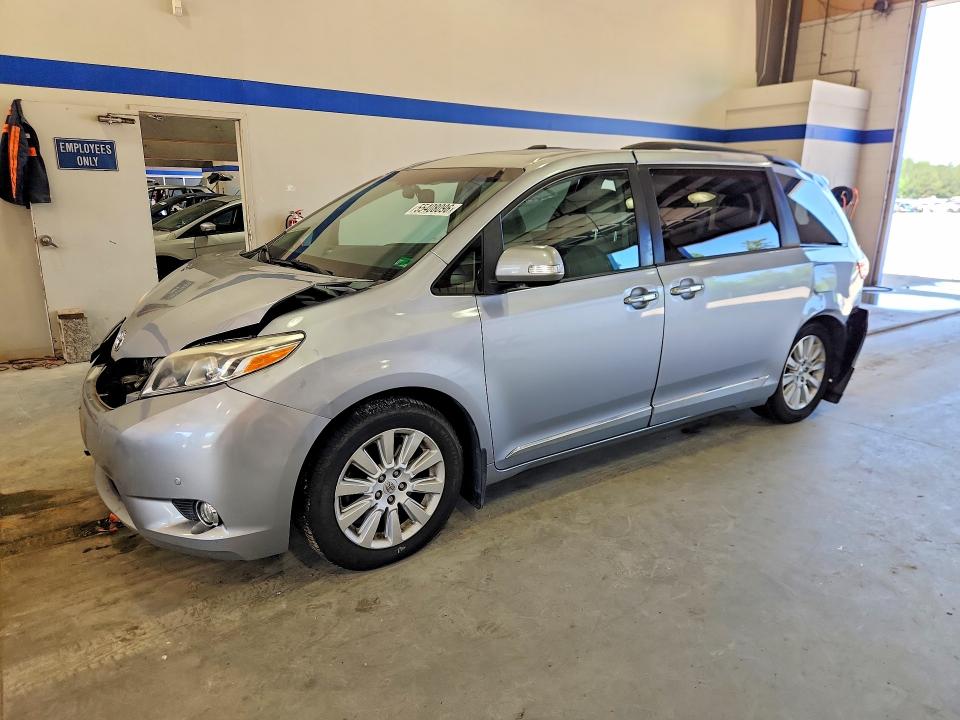 Auction sale of the 2015 Toyota Sienna, vin: 5TDDK3DC7FS094806, lot number: 55408096