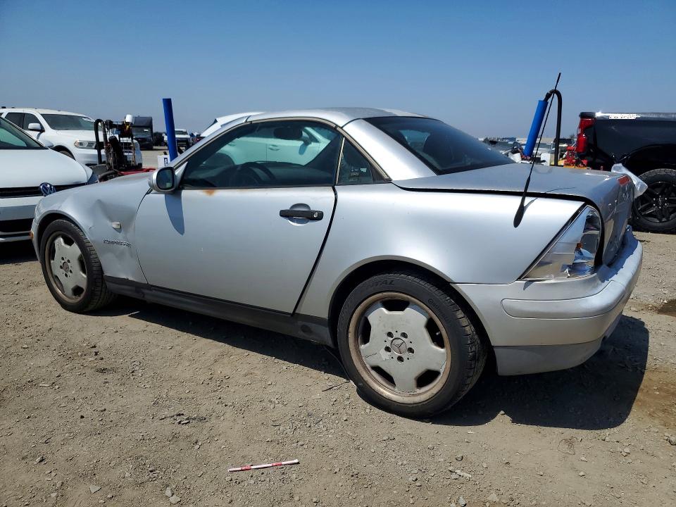 Продажа на аукционе авто 1999 Mercedes-benz Slk, vin: WDBKK47F2XF129271, номер лота: 54014246