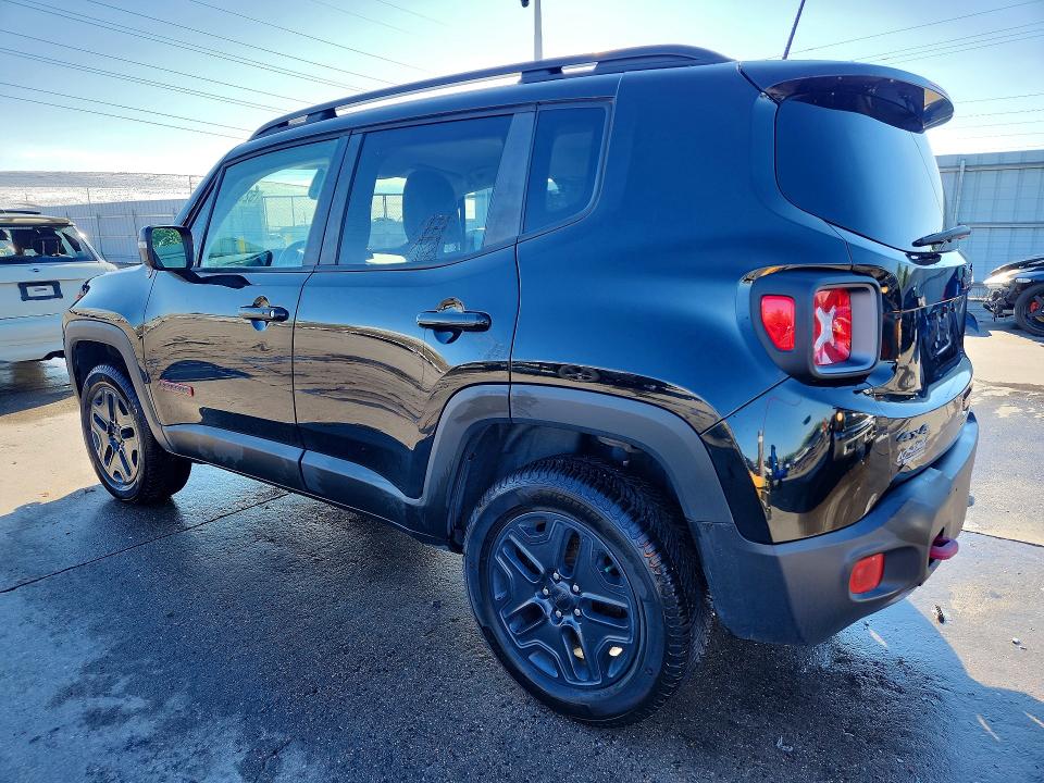 52327496 :رقم المزاد ، ZACCJBCB7JPH58979 vin ، 2018 Jeep Renegade مزاد بيع