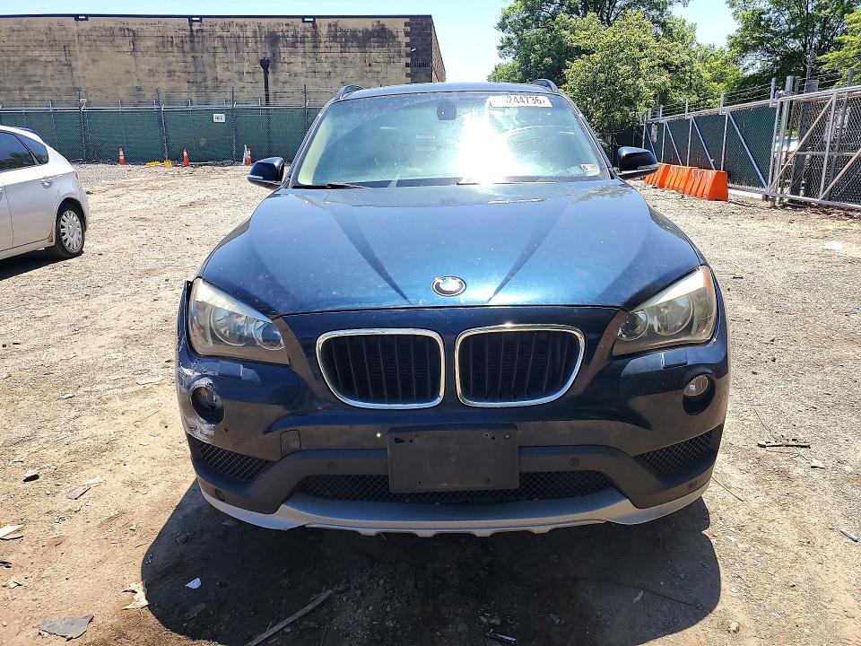 2015 Bmw X1 მანქანა იყიდება აუქციონზე, vin: WBAVL1C59FVY28941, აუქციონის ნომერი: 55244736