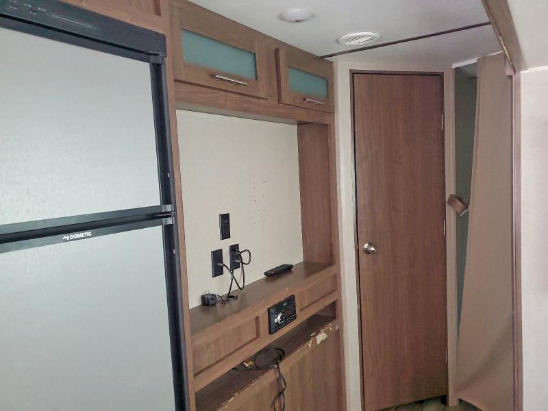Продажа на аукционе авто 2019 Hide Recreational Vehicle (rv), vin: 4YDT28B27K7245048, номер лота: 53772226