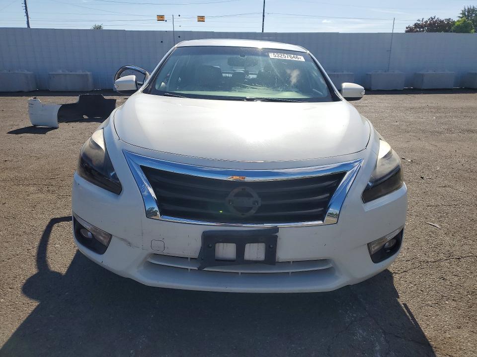 2013 Nissan Altima მანქანა იყიდება აუქციონზე, vin: 1N4AL3AP2DC100913, აუქციონის ნომერი: 53257646