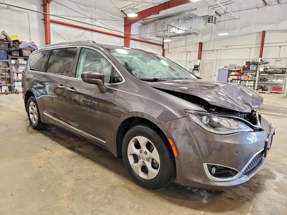 2017 Chrysler Pacifica მანქანა იყიდება აუქციონზე, vin: 2C4RC1EG7HR770532, აუქციონის ნომერი: 53782196