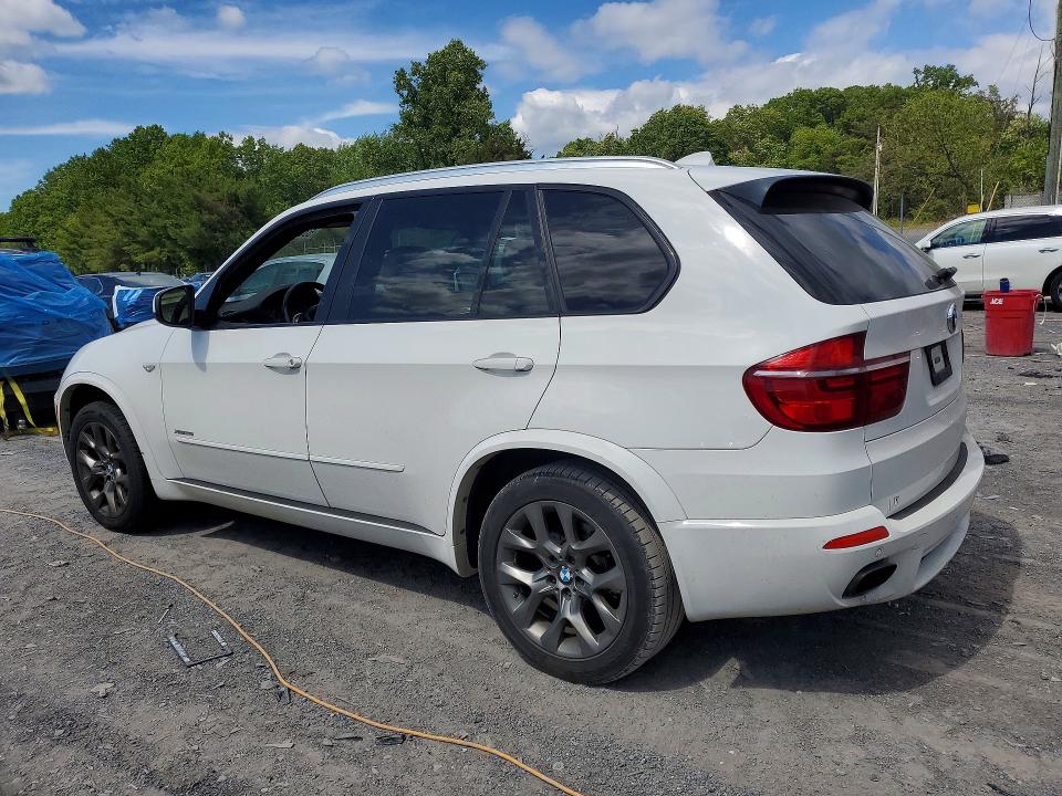53512706 :رقم المزاد ، 5UXZV4C53D0E03002 vin ، 2013 Bmw X5 مزاد بيع