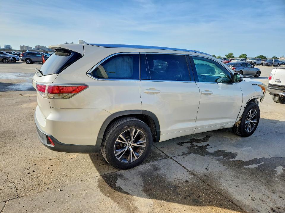 2016 Toyota Highlander მანქანა იყიდება აუქციონზე, vin: 5TDKKRFH6GS136287, აუქციონის ნომერი: 52304586