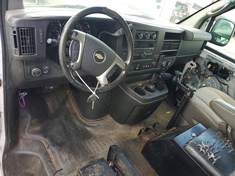 53002246 :رقم المزاد ، 1GCWGFCF7F1159867 vin ، 2015 Chevrolet Express G2500 مزاد بيع