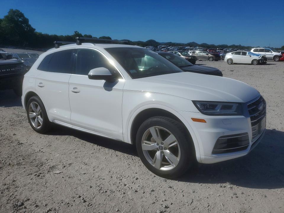 53451056 :رقم المزاد ، WA1BNAFY8J2038086 vin ، 2018 Audi Q5 مزاد بيع