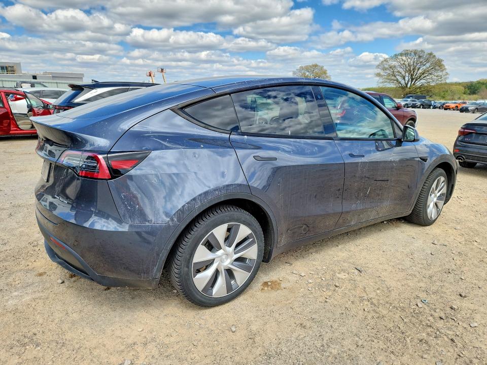 2020 Tesla Model Y მანქანა იყიდება აუქციონზე, vin: 5YJYGDEE5LF026657, აუქციონის ნომერი: 52518666