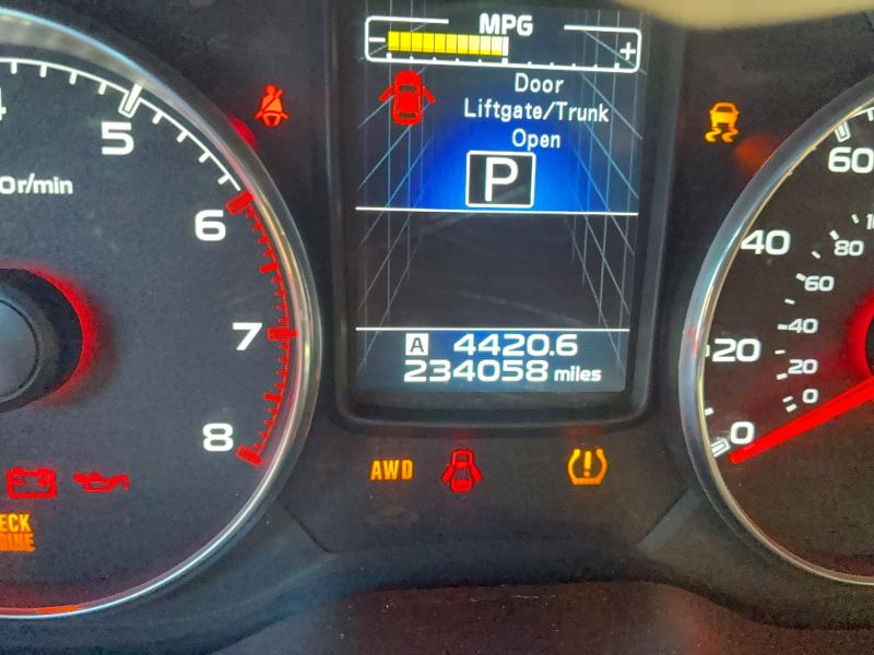 2014 Subaru Outback მანქანა იყიდება აუქციონზე, vin: 4S4BRBLC3E3213008, აუქციონის ნომერი: 53644186