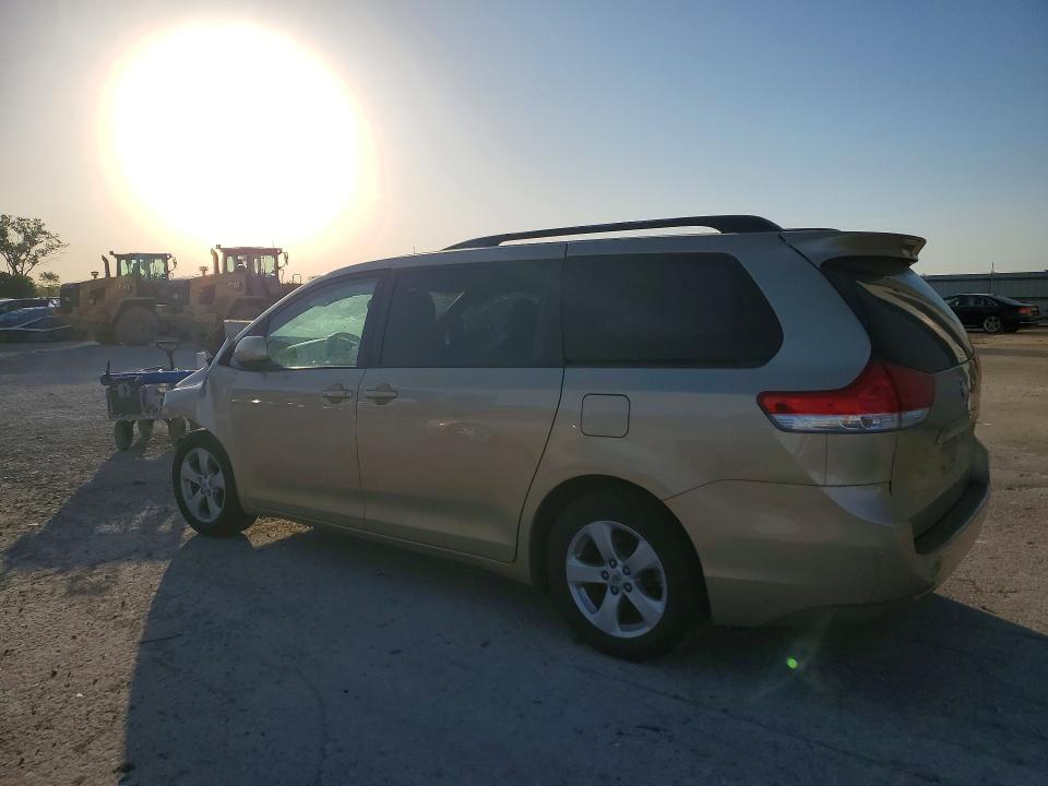 Aukcja sprzedaży 2011 Toyota Sienna, vin: 5TDKK3DC4BS044656, numer aukcji: 53340916