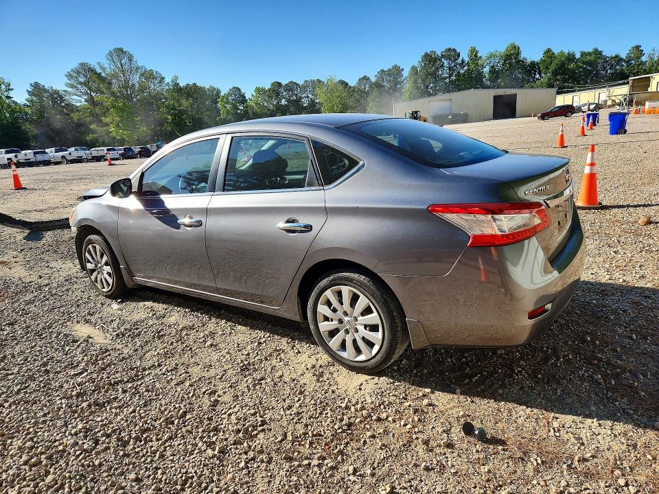 53927066 :رقم المزاد ، 3N1AB7AP1FY299602 vin ، 2015 Nissan Sentra مزاد بيع
