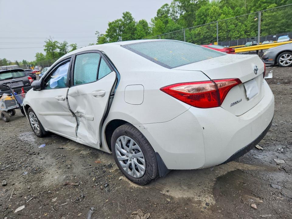 2018 Toyota Corolla მანქანა იყიდება აუქციონზე, vin: 5YFBURHE9JP800739, აუქციონის ნომერი: 53164876