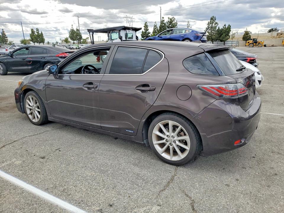 52266896 :رقم المزاد ، JTHKD5BH9B2019990 vin ، 2011 Lexus Ct مزاد بيع