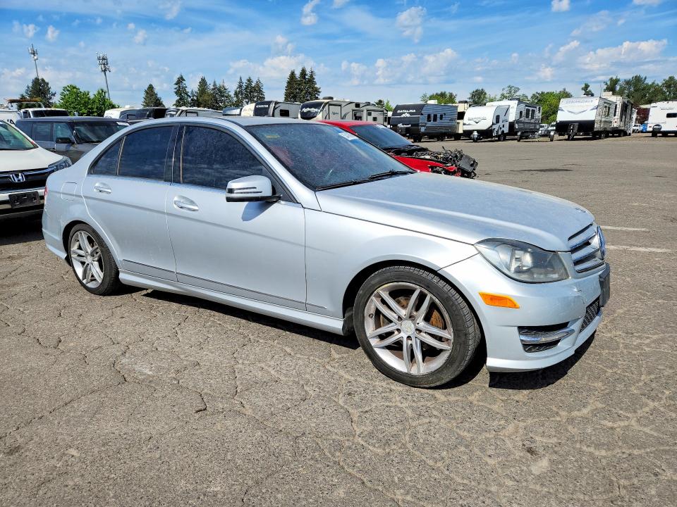 Aukcja sprzedaży 2013 Mercedes-benz C, vin: WDDGF4HB1DR265625, numer aukcji: 53418596