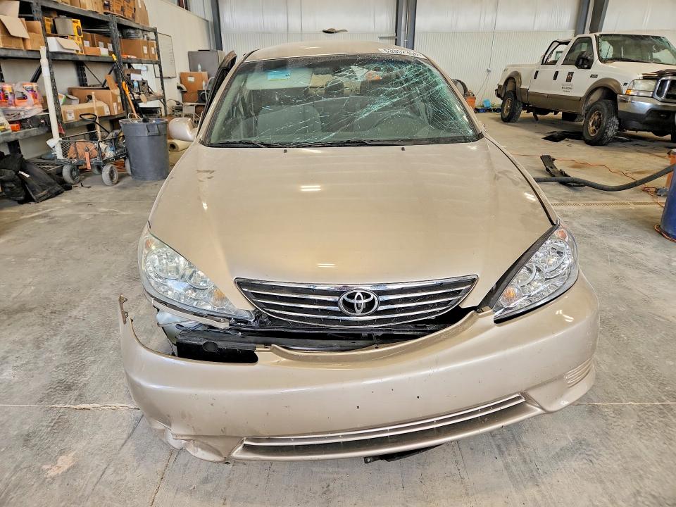 53352356 :رقم المزاد ، 4T1BE32K36U120074 vin ، 2006 Toyota Camry مزاد بيع