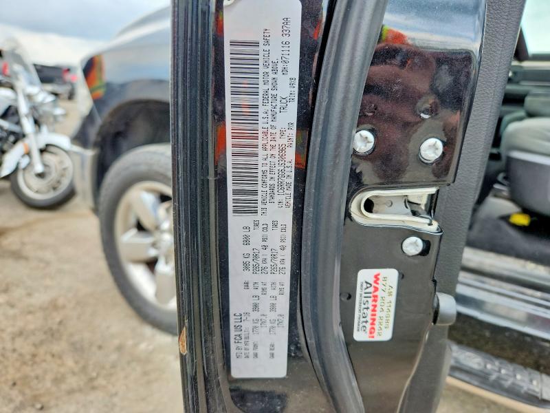 Продаж на аукціоні авто 2018 Ram 1500, vin: 1C6RR7GG6JS306965, номер лоту: 52745626