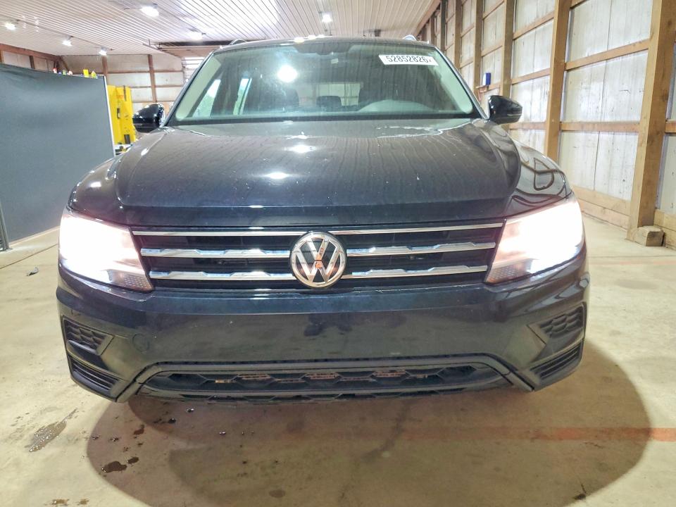 52852826 :رقم المزاد ، 3VV3B7AXXMM028131 vin ، 2021 Volkswagen Tiguan مزاد بيع