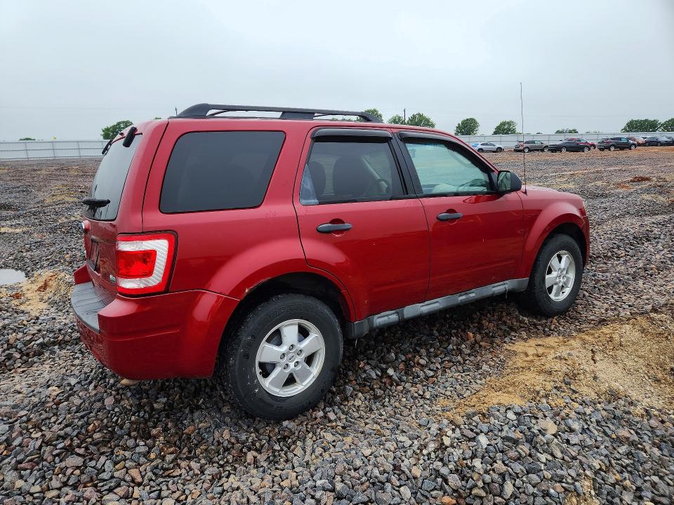 54198006 :رقم المزاد ، 1FMCU9DG0AKB62998 vin ، 2010 Ford Escape مزاد بيع