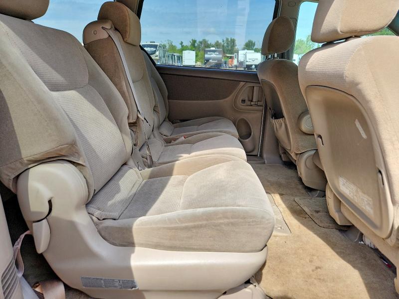 Aukcja sprzedaży 2004 Toyota Sienna, vin: 5TDZA23C44S102118, numer aukcji: 52032916