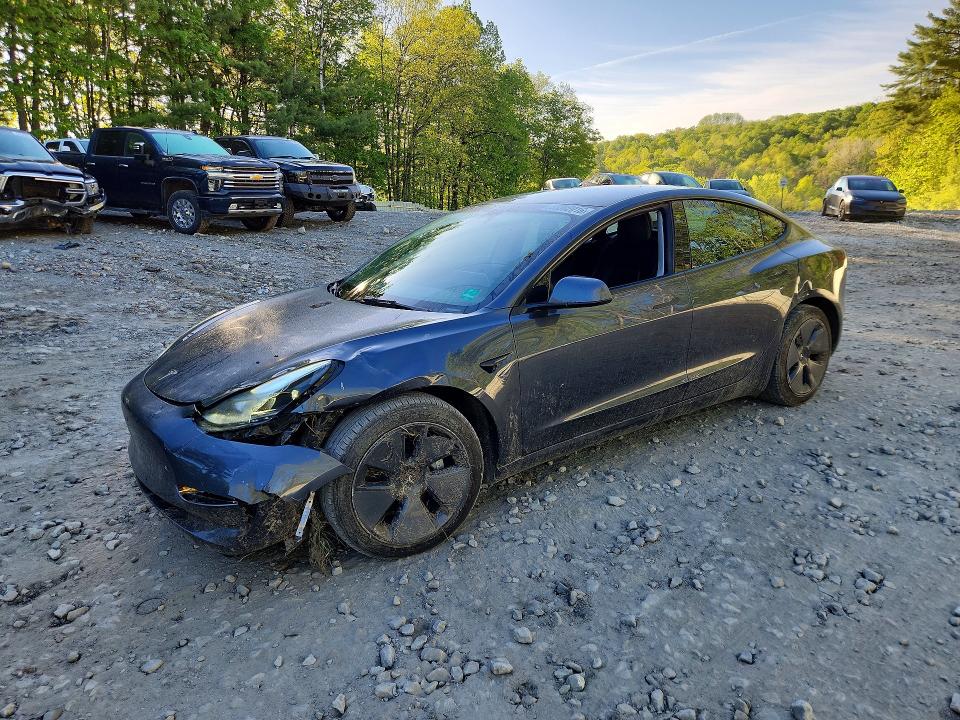 Auction sale of the 2022 Tesla Model 3, vin: 5YJ3E1EB5NF235338, lot number: 53302016