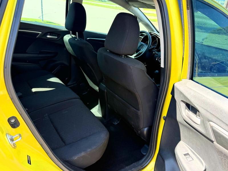 55173306 :رقم المزاد ، 3HGGK5H83FM776937 vin ، 2015 Honda Fit مزاد بيع