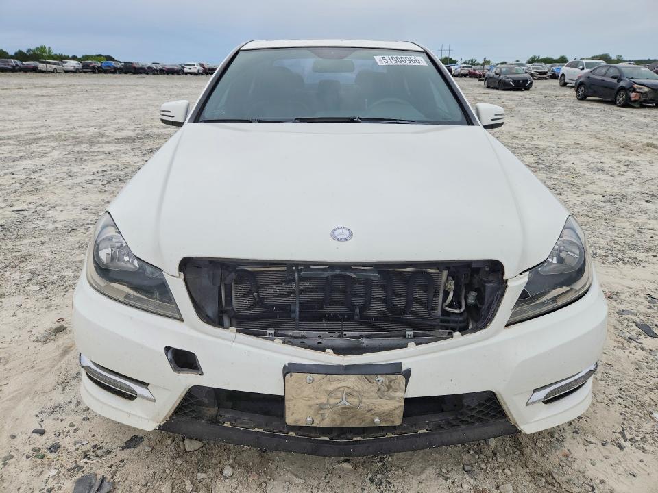 Продажа на аукционе авто 2013 Mercedes-benz C, vin: WDDGF8AB4DR251431, номер лота: 51900966
