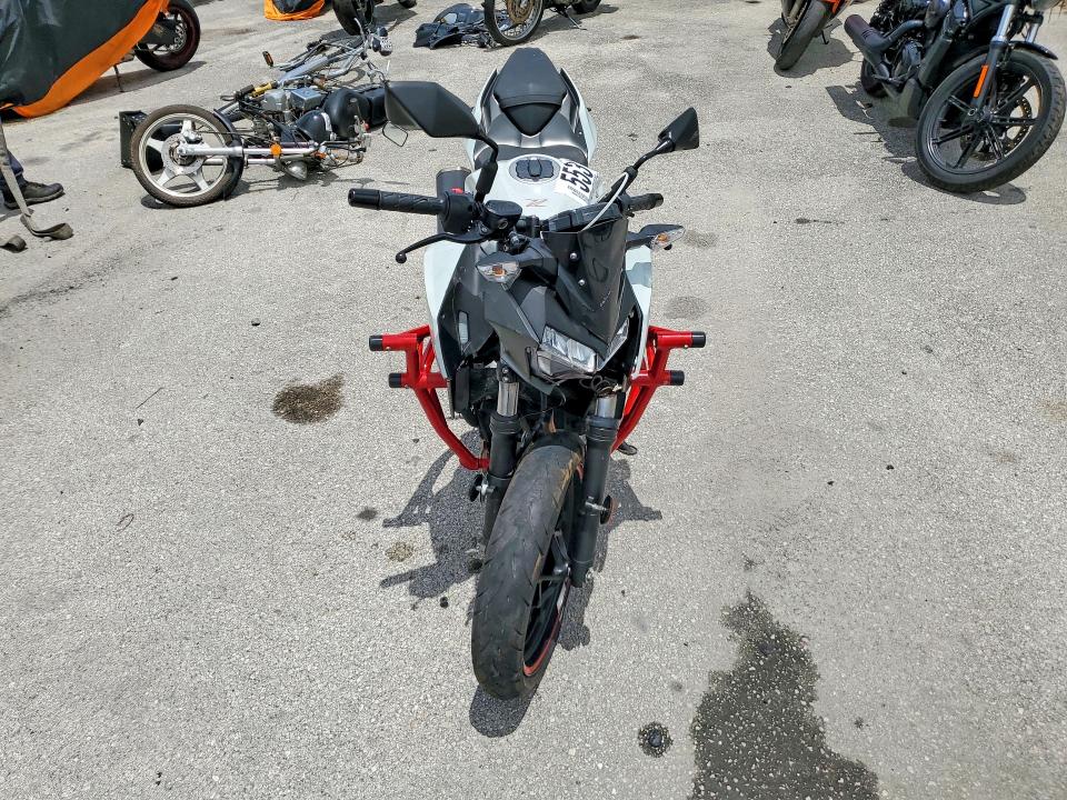 2023 Kawasaki Er400 მანქანა იყიდება აუქციონზე, vin: JKAERKD16PDAR3990, აუქციონის ნომერი: 55311236