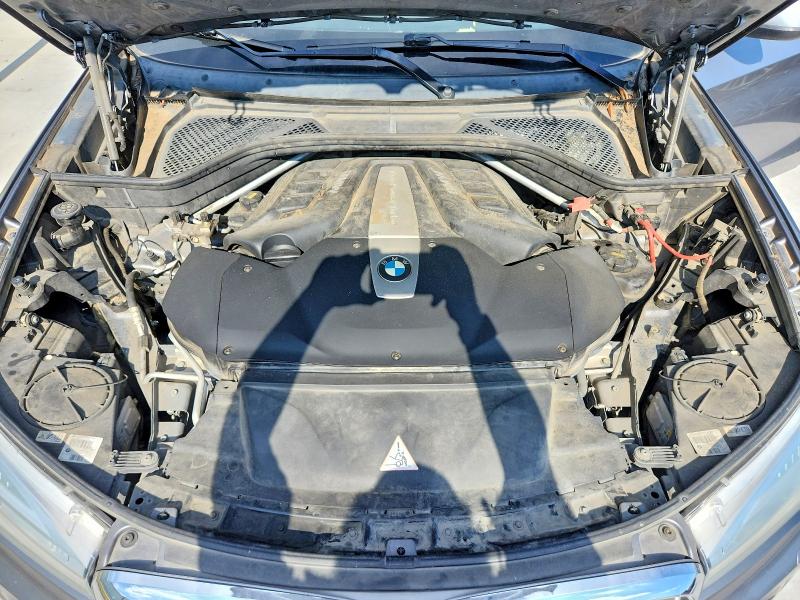 55584036 :رقم المزاد ، 5UXKR6C56F0J76504 vin ، 2015 Bmw X5 مزاد بيع