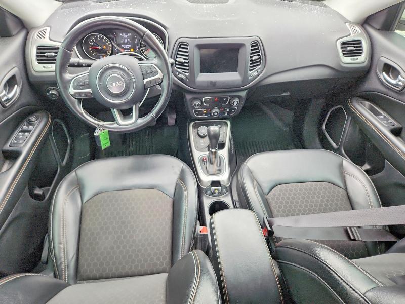 2020 Jeep Compass მანქანა იყიდება აუქციონზე, vin: 3C4NJDBB0LT116136, აუქციონის ნომერი: 52704046