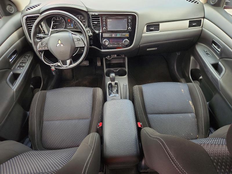 2016 Mitsubishi Outlander მანქანა იყიდება აუქციონზე, vin: JA4AD3A38GZ015848, აუქციონის ნომერი: 54829006