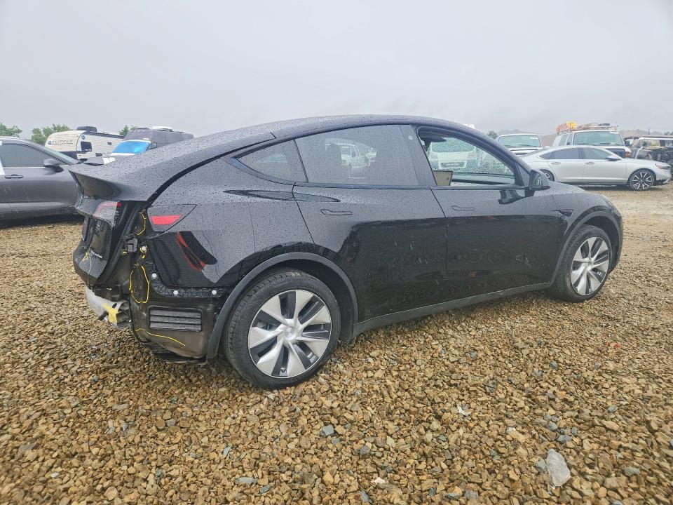 55368256 :رقم المزاد ، 7SAYGDEE7NF569336 vin ، 2022 Tesla Model Y مزاد بيع