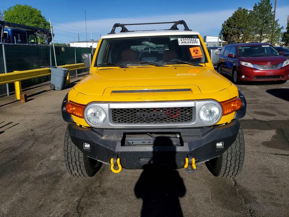 2008 Toyota Fj Cruiser მანქანა იყიდება აუქციონზე, vin: JTEBU11F08K055646, აუქციონის ნომერი: 53233556