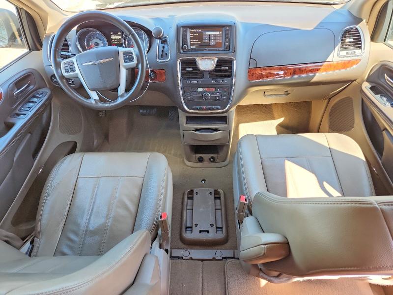 53558366 :رقم المزاد ، 2C4RC1BG2GR205866 vin ، 2016 Chrysler Town & Country مزاد بيع