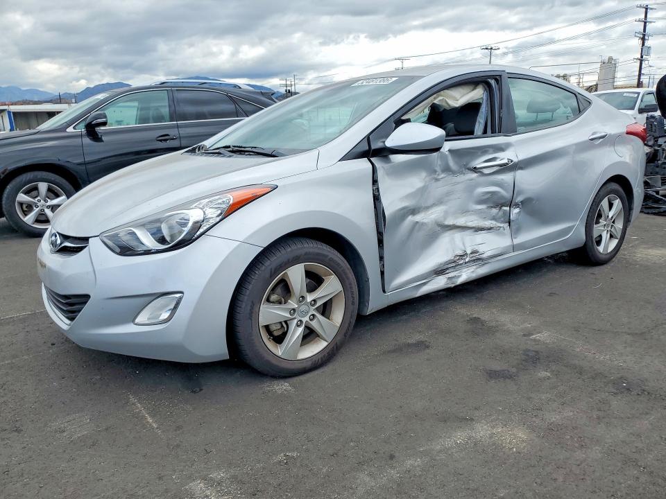 Продаж на аукціоні авто 2013 Hyundai Elantra, vin: KMHDH4AE7DU586413, номер лоту: 52481386
